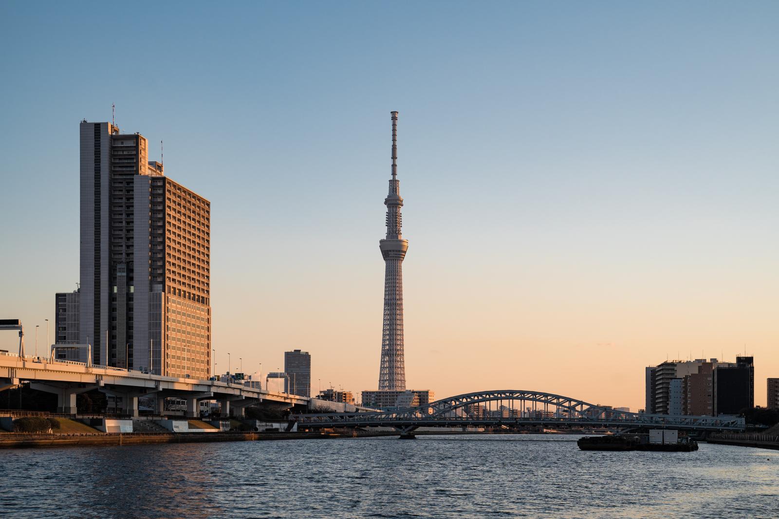 明るい未来は
ヒカリの礎